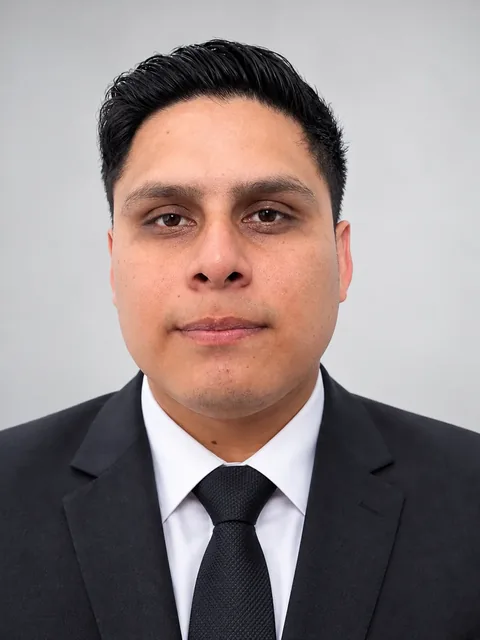 Jorge Luis Vega Tarifeño, auxiliar contable